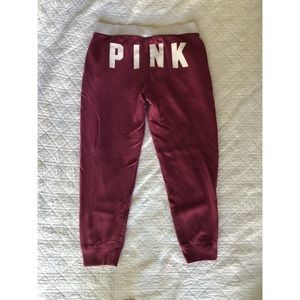 ✨ PINK VICTORIA’S SECRET SWEATPANTS